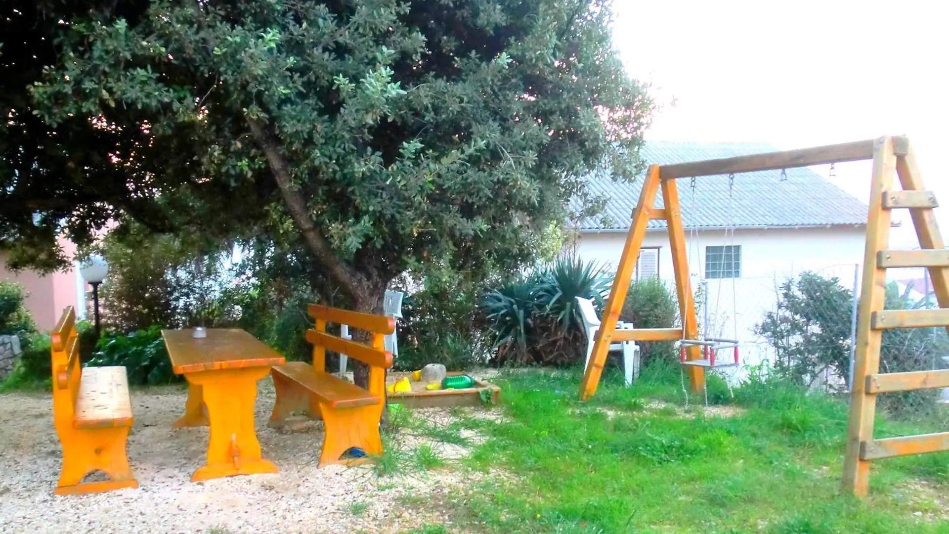 Apartmani Puljar Matic Rab Town Daire
